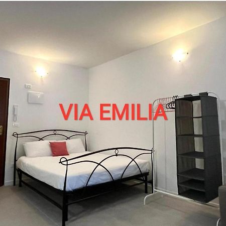 Via Agucchi & Via Emilia Apartments 博洛尼亚 外观 照片